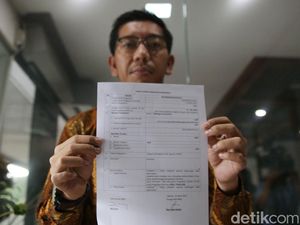 Momen ICW Laporkan 55 Anggota DPR soal LHKPN ke MKD