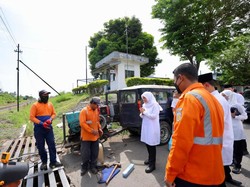 Pemkab Banyuwangi Tambah Penjaga Jalur KA Tak Berpalang Pintu Jelang Lebaran