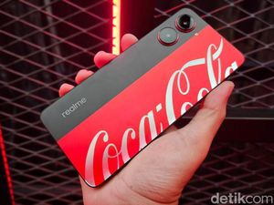 Hands-on: Realme 10 Pro 5G Coca-Cola Edition yang Bikin Jatuh Cinta Hands-on: Realme 10 Pro 5G Coca-Cola Edition yang Bikin Jatuh Cinta