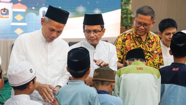 Safari Ramadan 2023 SIG Salurkan Bantuan Miliaran Rupiah