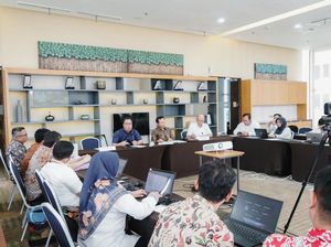 Satgas UU Cipta Kerja Gelar FGD Bahas soal Ketentuan Upah Minimum Satgas UU Cipta Kerja Gelar FGD Bahas soal Ketentuan Upah Minimum