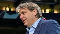 Enrique di tahun 2022 nyaris berlabuh ke Chelsea. Akan tetapi, Todd Boehly selaku sang owner mengurungkannya (Getty)