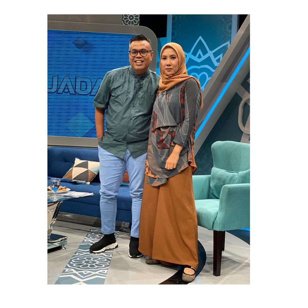 Abdel Achrian dan Riani Wahyuningsih