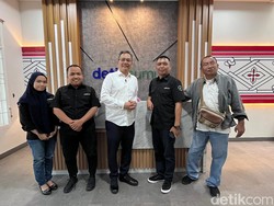 Anggota DPR Sihar Sitorus Buka-bukaan Tantangan Ekonomi di Markas detikSumut!
