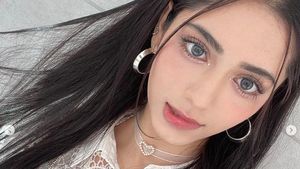 7 Foto Aria X:IN, Idol KPop Cantik Keturunan India yang Curi Atensi