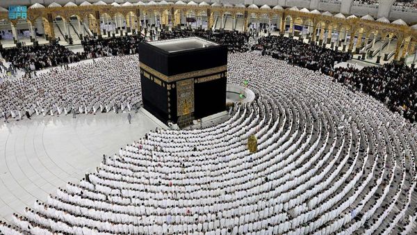 Begini Suasana Ibadah Umrah di Masjidil Haram saat Ramadan