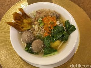 Puas Buka Puasa dengan Mie Bakso hingga Kambing Panggang di Restoran Ini