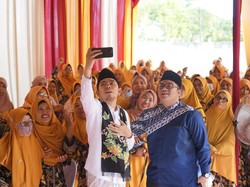 Gus Fawait Ajak Emak-emak Selawat Bareng Doakan Polri Jaga Keamanan Lebaran