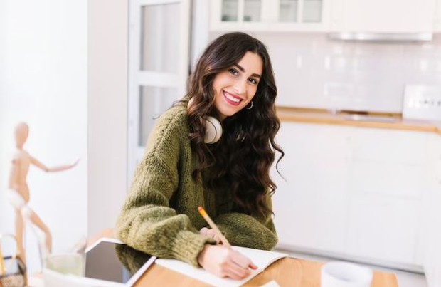 Keseimbangan Diri dan pekerjaan. Foto freepik.com: freepik