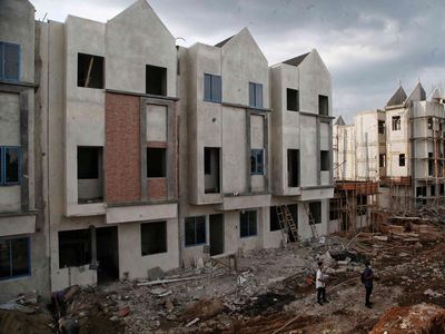 Melihat Pembangunan Hunian Modern di Jakarta