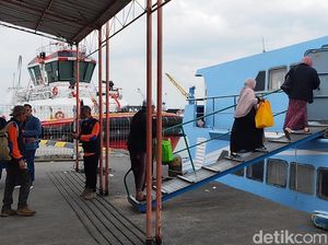 Antisipasi Lonjakan Pemudik, Jadwal Kapal Gresik-Bawean Ditambah Antisipasi Lonjakan Pemudik, Jadwal Kapal Gresik-Bawean Ditambah