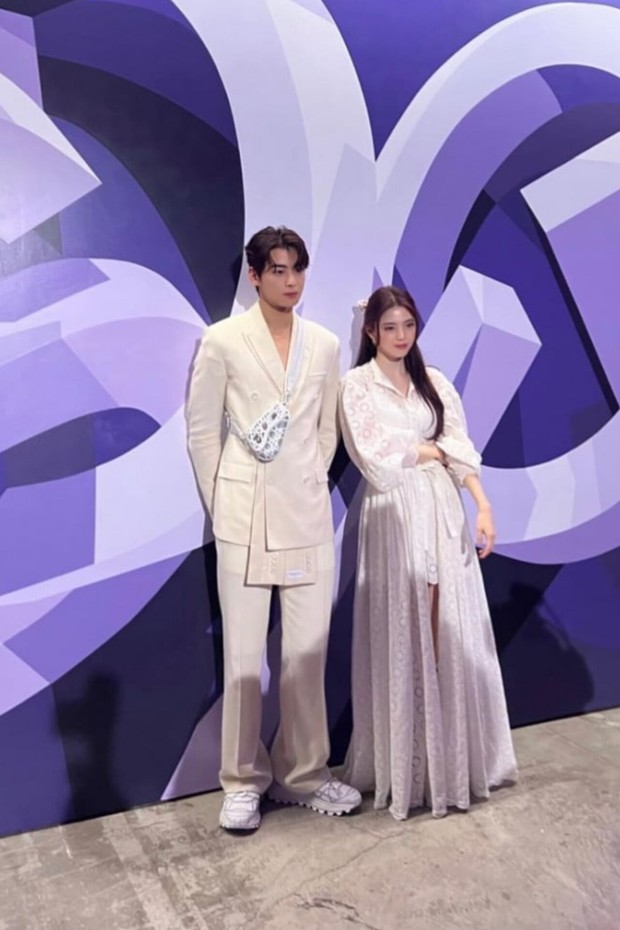 Potret Cha Eun Woo dan Han So Hee dalam event The Gris VIP Dior Party