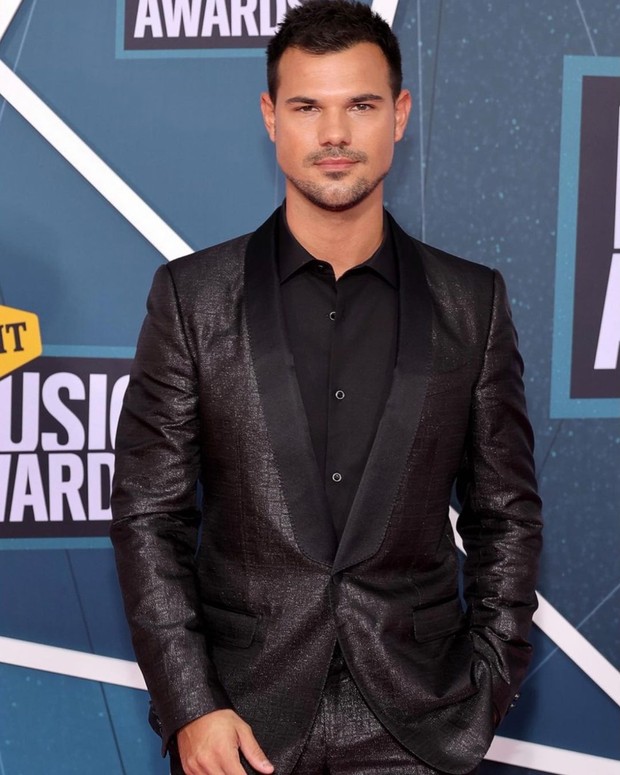 Potret mantan kekasih Taylor Swift, Taylor Lautner/instagram/taylorlautner Foto sosok Taylor Lautner yang menjadi inspirasi Taylor Swift dalam bermusik.