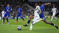 Hasil ini membuat Madrid punya kans besar lolos ke semifinal, sementara Chelsea harus membalikkan defisit dua gol untuk bisa lolos ke empat besar. AP/Manu Fernandez  