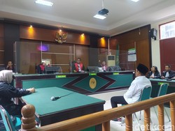 Jaksa Belum Siap, Sidang Dhio Pembunuh Sekeluarga di Mertoyudan Ditunda