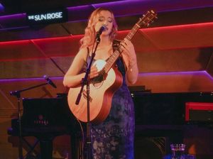 Pernah Icip Jajanan RI, Stacey Ryan Akan Tampil di BNI Java Jazz 2023 Pernah Icip Jajanan RI, Stacey Ryan Akan Tampil di BNI Java Jazz 2023