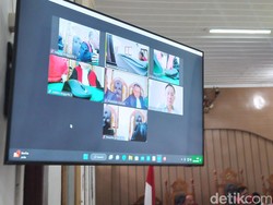 Saksi Ungkap Bos Judi Online Apin BK Punya Tanah-Speadboat di Samosir