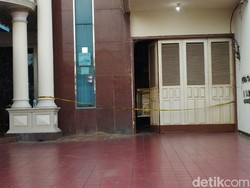 Kesaksian Warga Lihat 2 Mobil Milik Naima Bos Penginapan Dibawa ART