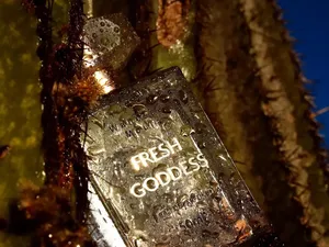 Parfum dari Tetesan Keringat Model Dirilis, Diklaim Bikin On Fire