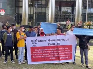 Aliansi Peduli Keadilan Laporkan Firli Bahuri ke Dewas KPK-Polda Metro