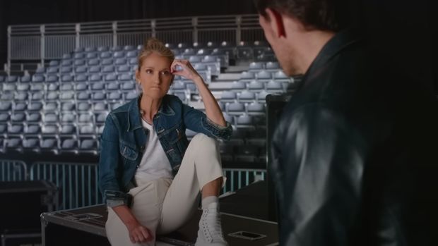 Celine Dion dalam video music Love Again, original soundtrack film panjang perdananya yang bertajuk serupa.