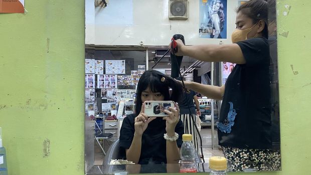 Eksperimen Kami: Mencoba Creambath di Salon Lokal Glodok