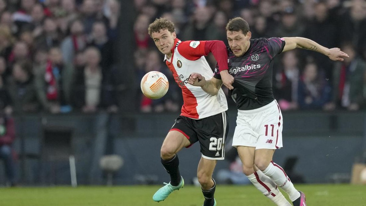 AS Roma kalah 0-1 dari Feyenoord. (Foto: AP/Peter Dejong)