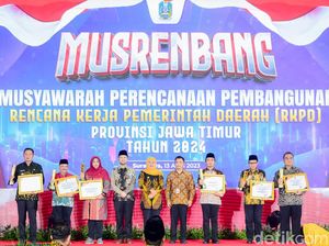 Musrenbang 2024, Gubernur Khofifah Sampaikan 9 Poin Penekanan Pembangunan Jatim Musrenbang 2024, Gubernur Khofifah Sampaikan 9 Poin Penekanan Pembangunan Jatim