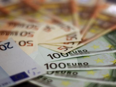 Ilustrasi mata uang Euro