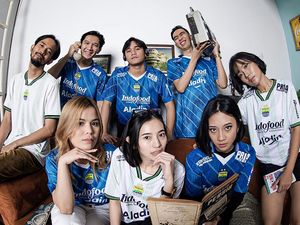 Nuansa Retro Jersey Baru Persib Bandung