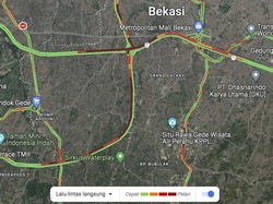 Ada Kecelakaan, Lalin Tol Jatibening arah Cikunir Macet 4 Km