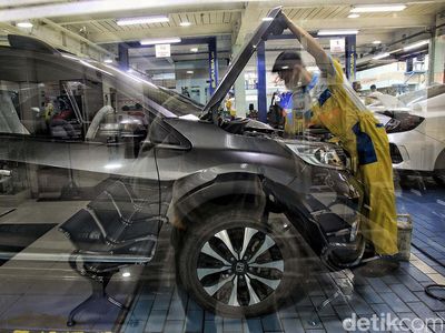 Layanan Service Mobil Meningkat Jelang Mudik Lebaran
