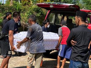 Terungkap! Mayat Tergantung di Curug Semirang Ternyata Warga Tembalang Terungkap! Mayat Tergantung di Curug Semirang Ternyata Warga Tembalang