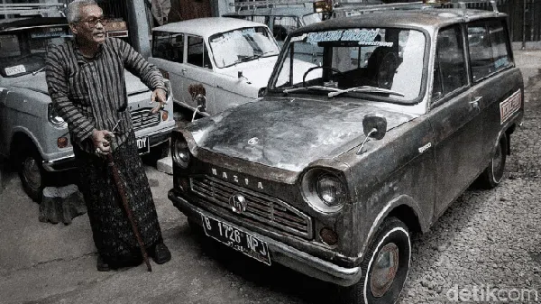 Mengintip Bengkel dan Garasi Mobil Klasik Pakde Bei