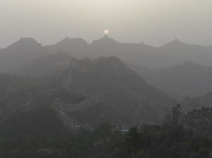 Potret Tembok Besar China Saat Dikepung Badai Pasir