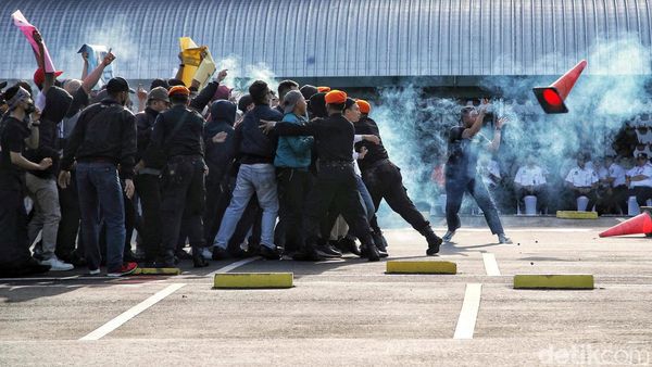 PT KAI Gelar Simulasi Pengamanan Angkutan Lebaran 2023