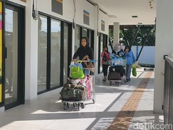 Suasana Mudik Mulai Terasa di Terminal Garut