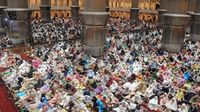 Berharap Lailatulqadar, Begini Suasana Iktikaf di Masjid Istiqlal