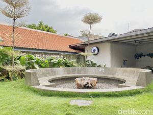 Yoi Kona: Nongkrong Cantik Nikmati Ramen dan Cheesecake di Kafe ala Jepang Yoi Kona: Nongkrong Cantik Nikmati Ramen dan Cheesecake di Kafe ala Jepang