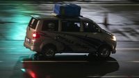 Wuss... Kendaraan Pemudik Mulai Lintasi Tol Cikampek