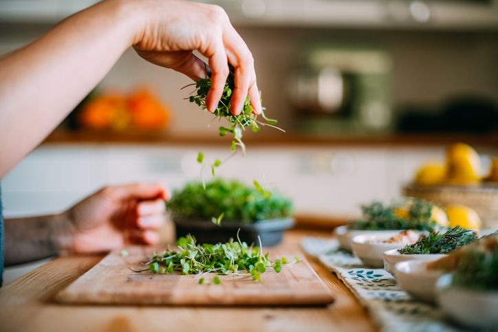 5 Fakta Diet Macrobiotic yang Bikin Ariana Grande Turun BB Drastis