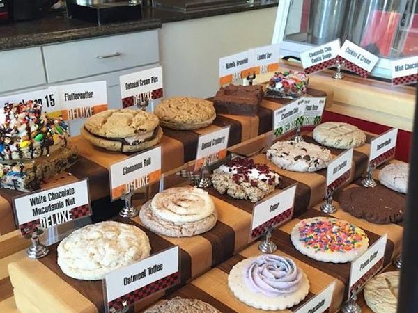 Gerai Cookies Ini Punya Varian Unik, Ada Jumbo hingga Cookie Taco!
