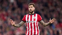Inigo Martinez akan habis kontraknya di Bilbao pada musim panas ini. Bek tengah berusia 31 tahun itu punya 355 caps di LaLiga, yang artinya cukup berpengalaman. Mau angkut, Barca? (Getty Images)