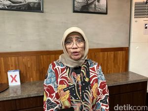 Pemprov Jatim Cari Jalan Agar Tak Ada PHK Massal 26 Ribu PTT/Honorer