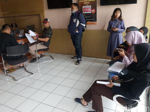 Batalnya Konser Dewa 19 di Blitar Sisakan Masalah Refund Tiket Batalnya Konser Dewa 19 di Blitar Sisakan Masalah Refund Tiket