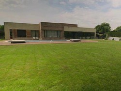 Ronaldo Sewakan Mansion Mewahnya: Rp 161 Juta Per Bulan