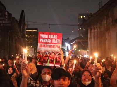 Nyalakan 1.000 Lilin, Merawat Ingatan Soal Duka Piala Dunia U-20