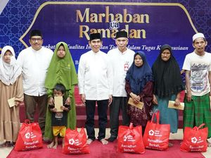 PMI DKI Jakarta Beri Santunan Anak Yatim hingga Lansia