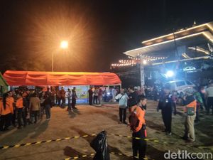 Posko Mudik Relawan di Gombel Semarang, Ada Bengkel-Makan Gratis