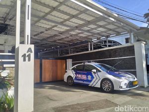 Situasi Rumah Dinas Walkot Bandung Yana Mulyana Usai Kena OTT KPK Situasi Rumah Dinas Walkot Bandung Yana Mulyana Usai Kena OTT KPK